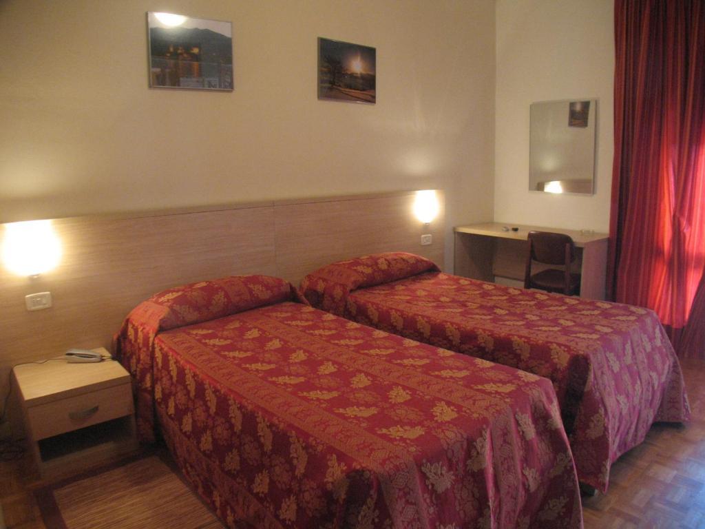 Albergo Ristorante Monterosa Ameno Chambre photo